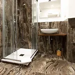 Palazzo Fracassini 招待所 4*