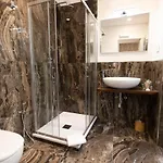 Palazzo Fracassini 招待所