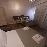 Palazzo Fracassini 招待所 4*