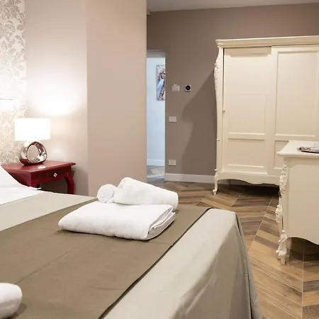 Palazzo Fracassini Roma