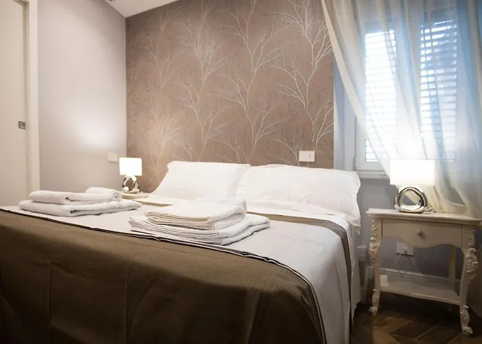 Palazzo Fracassini 4* Rome